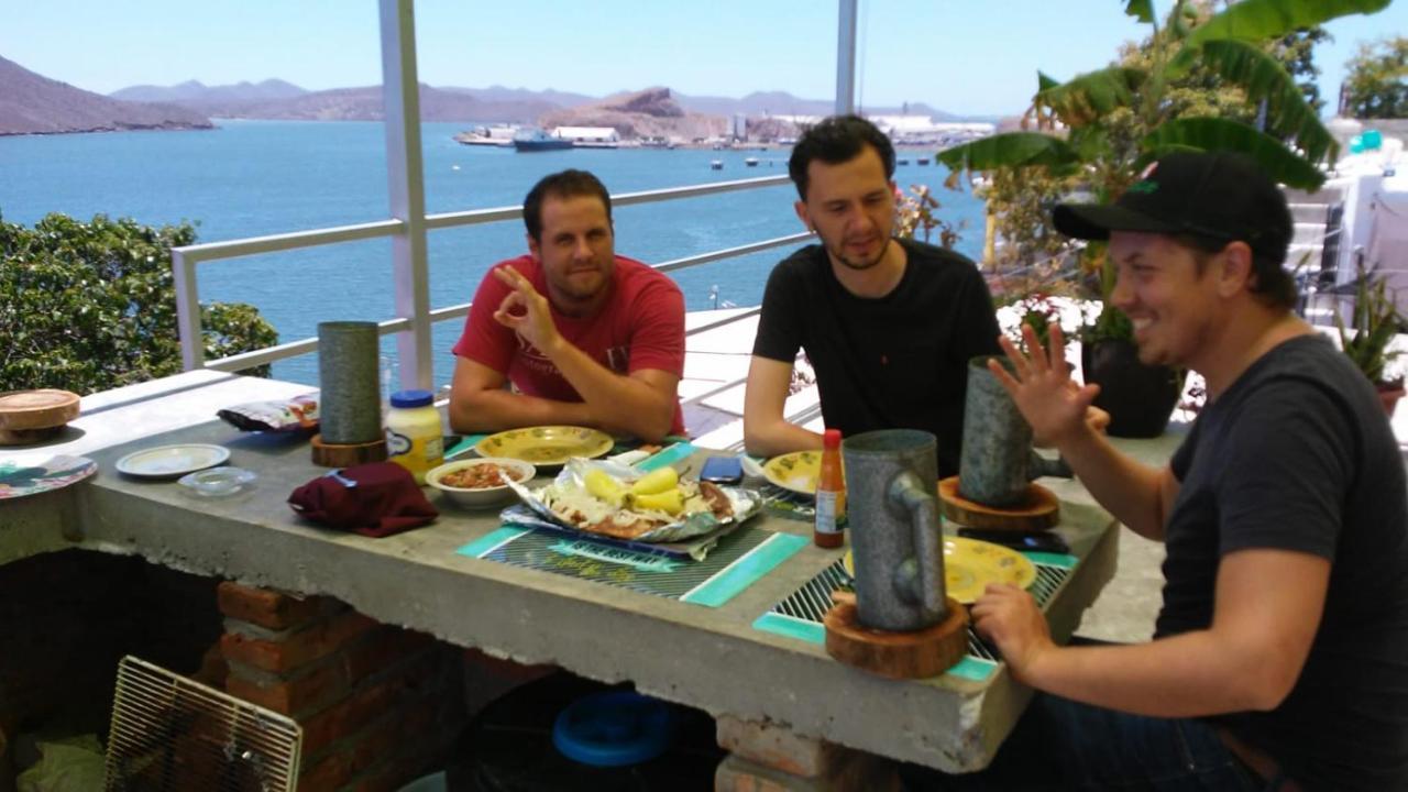Tortuga Hostel Topolobampo Exterior photo